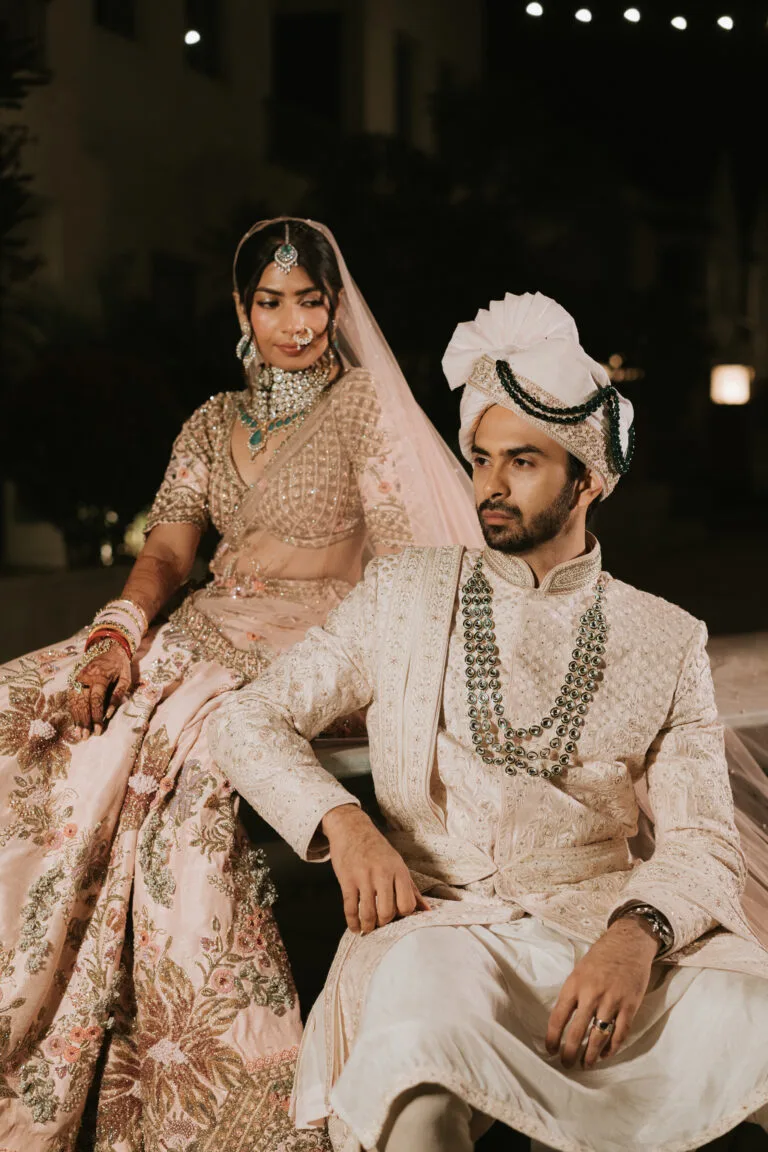 Couple photography reference; not a Indrapuri location image